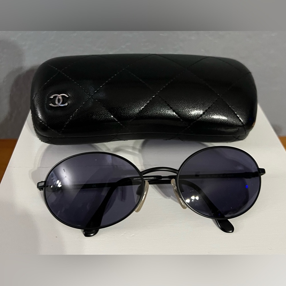 Authentic Chanel sunnies with case
